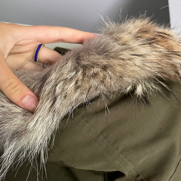 AUTHENTIC CANADA GOOSE ChilliWack Bomber Winter Jacket,  *WITH DETACHABLE FUR* - Picture 6 of 9